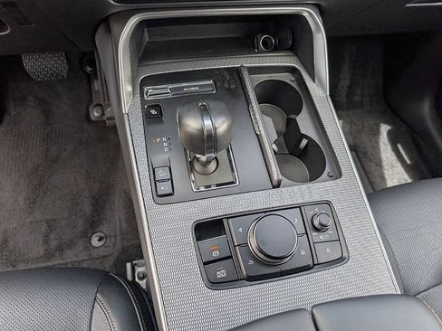 Certified 2025 MAZDA CX-70 Plug-In Hybrid w/ Premium Plus AWD/4WD image 33