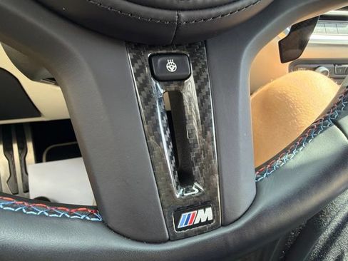 Used 2021 BMW M4 Competition w/ M Carbon Exterior Package RWD image 23