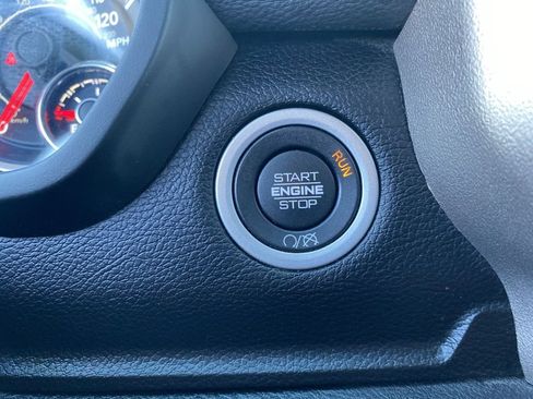 Used 2024 RAM 2500 Laramie image 22