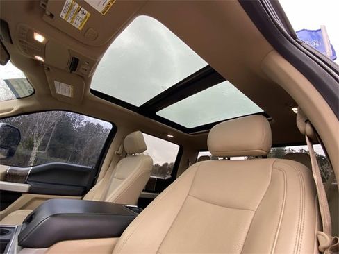 Certified 2017 Ford F250 Lariat w/ Lariat Ultimate Package image 24