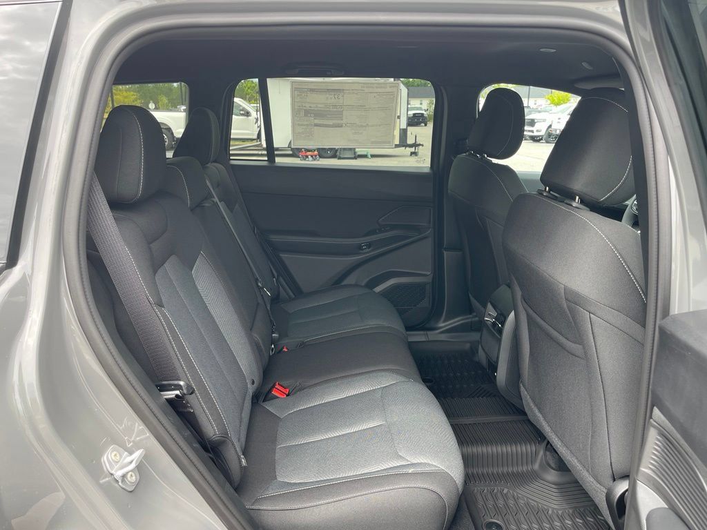 New 2026 Jeep Cherokee Laredo AWD/4WD image 40