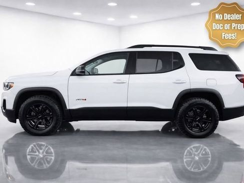 Used 2023 GMC Acadia AT4 w/ Technology Package AWD/4WD image 2