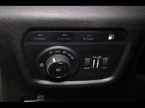 Used 2023 Jeep Grand Cherokee 4WD 4xe image 30