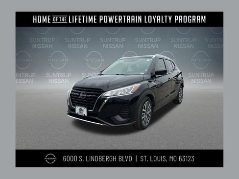 Used 2023 Nissan Kicks SV FWD image 1