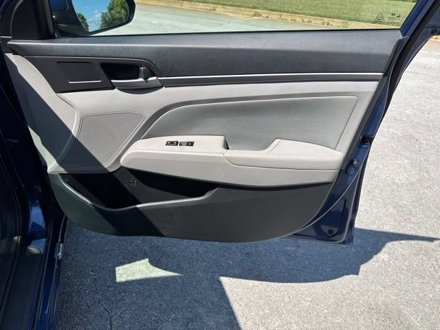 Used 2018 Hyundai Elantra Value Edition FWD image 9
