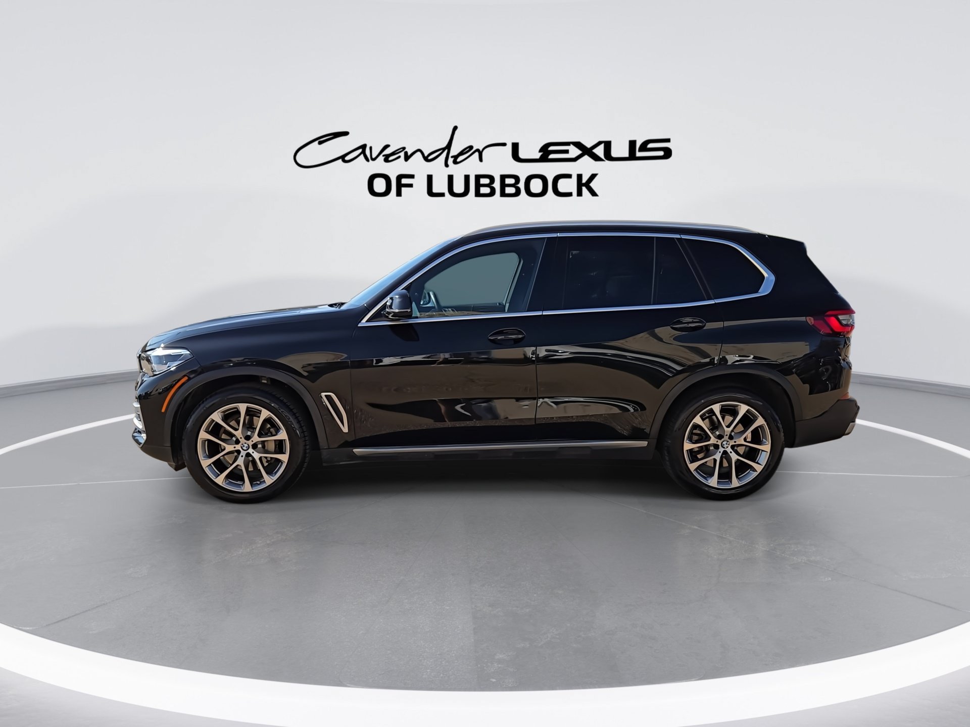 Used 2022 BMW X5 xDrive40i w/ Premium Package AWD/4WD image 5