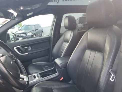 Used 2018 Land Rover Discovery Sport HSE AWD/4WD image 11