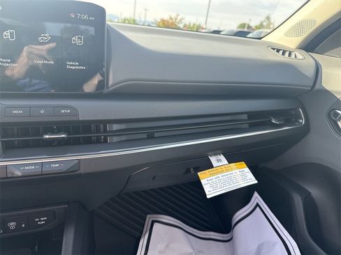 New 2025 Kia K4 EX image 10