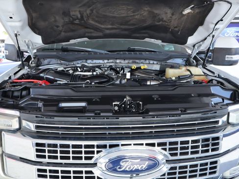 Used 2017 Ford F350 Lariat w/ Lariat Ultimate Package image 38