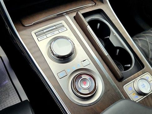 Used 2024 Genesis GV80 3.5T w/ Prestige Package image 16