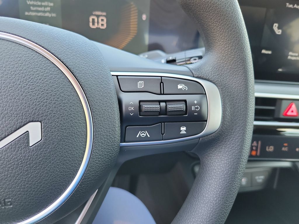 New 2026 Kia K5 LXS FWD image 23