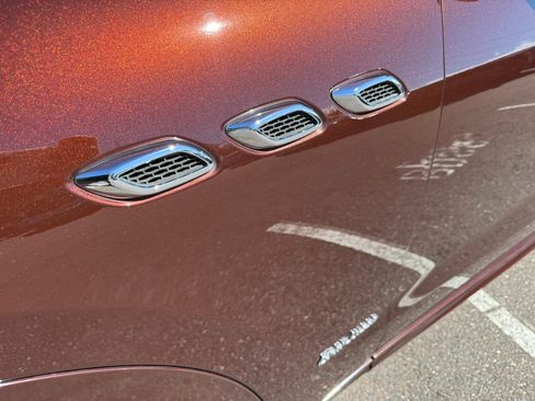 Used 2019 Maserati Levante GranLusso image 14