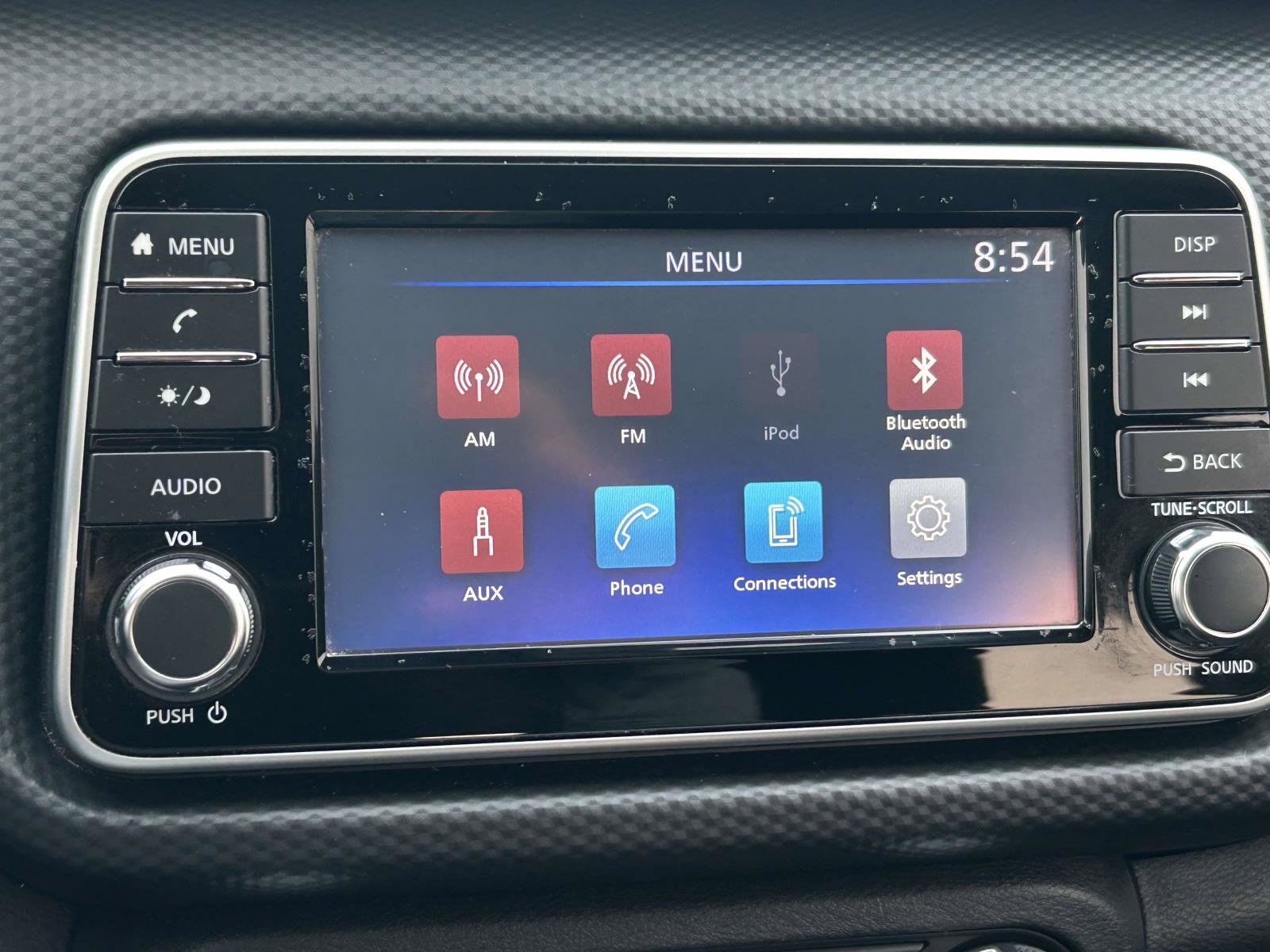 Used 2022 Nissan Kicks S FWD image 21