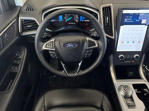 Used 2021 Ford Edge SEL AWD/4WD image 13