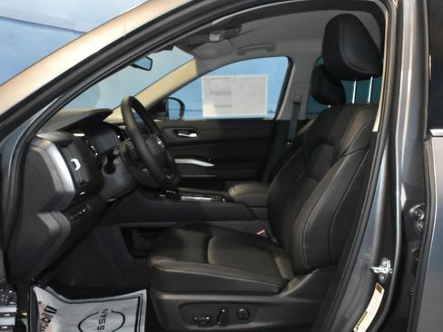 New 2026 Nissan Pathfinder SL w/ Cargo Package AWD/4WD image 5