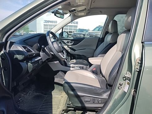 Used 2020 Subaru Forester Limited AWD/4WD image 12