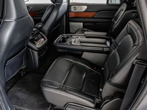 Used 2021 Lincoln Navigator L Reserve w/ Luxury Package AWD/4WD image 37