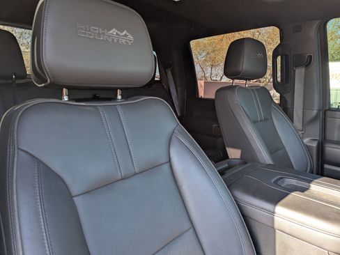 Used 2021 Chevrolet Silverado 3500 High Country image 6