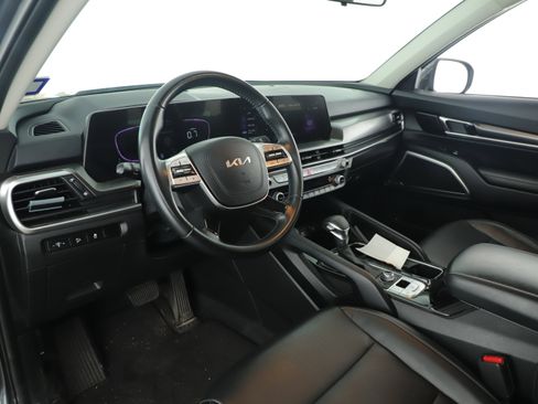 Used 2024 Kia Telluride LX image 15