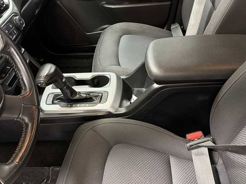 Used 2016 Chevrolet Colorado LT w/ LT Convenience Package image 23