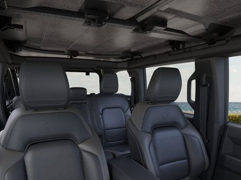 New 2025 Ford Bronco Outer Banks image 28