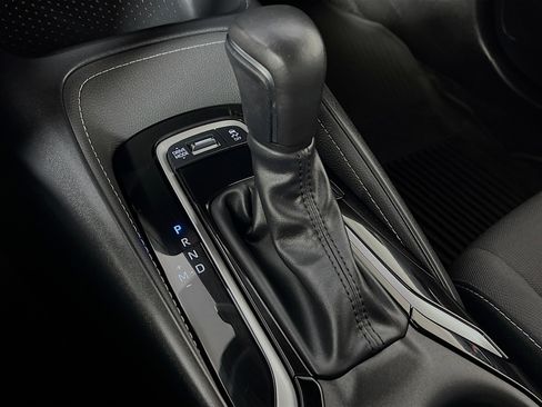 Certified 2025 Toyota Corolla SE image 17