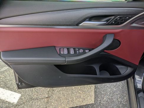 Used 2023 BMW X3 xDrive30i w/ Premium Package image 9