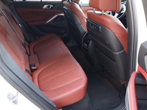Used 2022 BMW X6 M50i w/ Executive Package AWD/4WD image 17