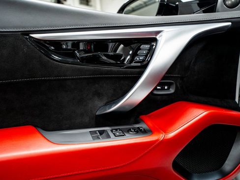 Used 2017 Acura NSX image 36