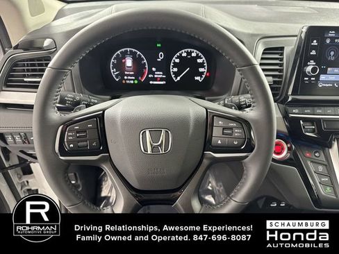 Certified 2026 Honda Odyssey Touring image 12