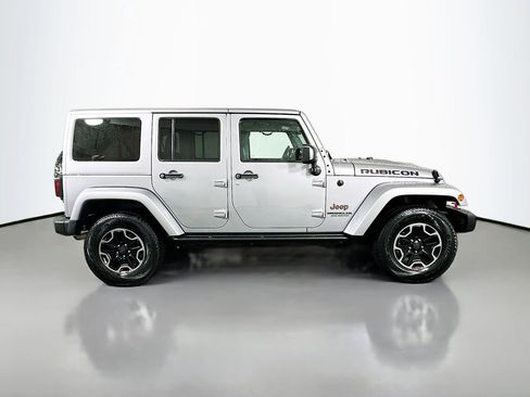 Used 2017 Jeep Wrangler Unlimited Rubicon image 4