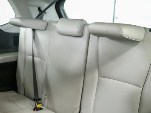 Used 2025 Toyota Grand Highlander AWD Hybrid image 26