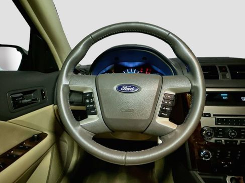 Used 2010 Ford Fusion SEL FWD image 10