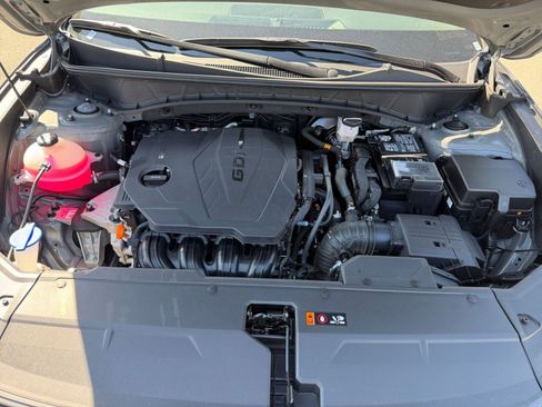 Used 2025 Hyundai Tucson SEL FWD image 34