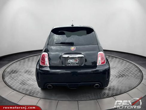 Used 2012 FIAT 500 Abarth w/ Safety & Convenience Pkg FWD image 4