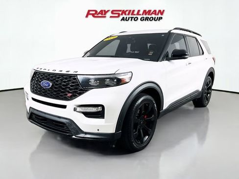 Used 2021 Ford Explorer ST w/ Equipment Group 401A AWD/4WD image 3