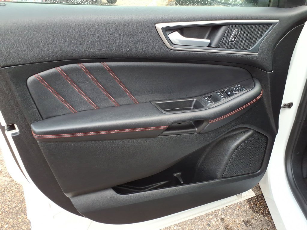 Used 2024 Ford Edge SEL AWD/4WD image 14