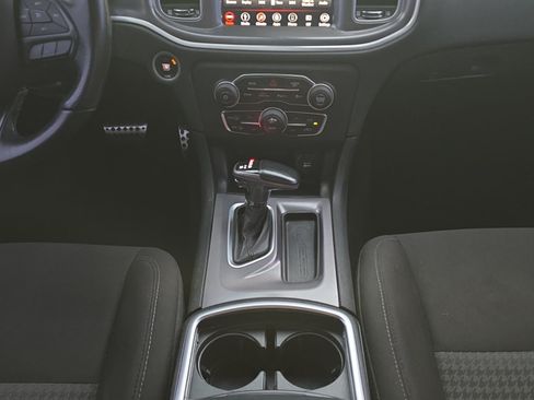 Used 2019 Dodge Charger R/T RWD image 15