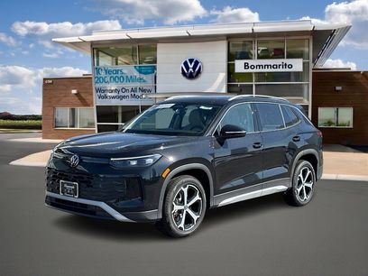 New 2025 Volkswagen Tiguan SE