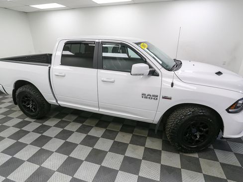 Used 2017 RAM 1500 Sport image 5