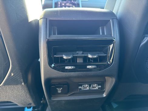 Certified 2024 Jeep Grand Cherokee Altitude image 21