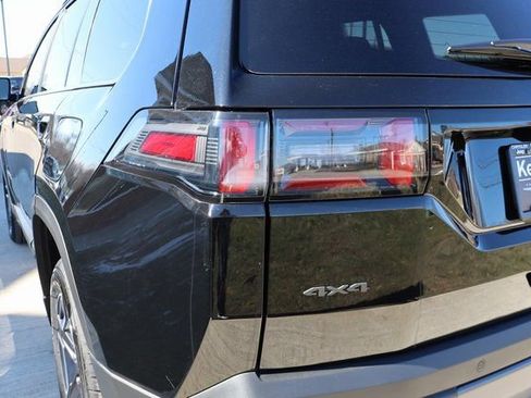 New 2026 Jeep Cherokee Limited image 30