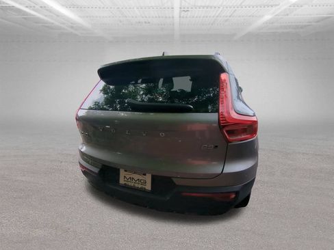 Used 2026 Volvo XC40 B5 Plus AWD/4WD image 7