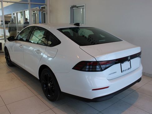 New 2025 Honda Accord SE image 8