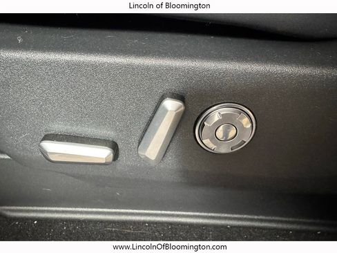 New 2025 Lincoln Navigator L Reserve image 38