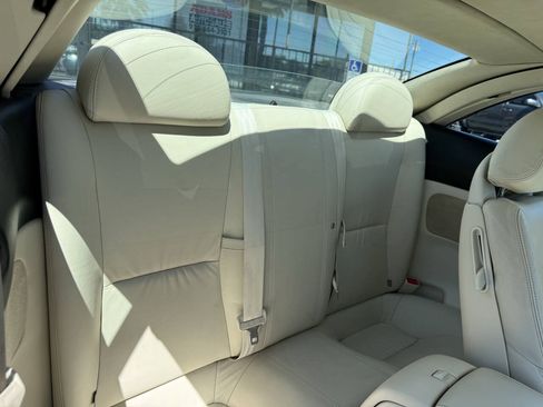 Used 2004 Lexus SC 430 Convertible RWD image 18