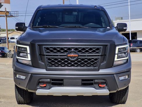 Used 2020 Nissan Titan PRO-4X w/ Pro-4x Convenience Package image 2