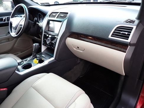 Used 2014 Ford Explorer Limited w/ Equipment Group 302A image 12