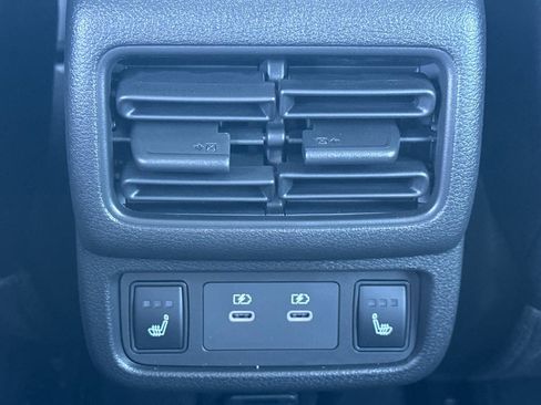 New 2026 Nissan Leaf Platinum+ w/ Cargo Package (Platinum+) image 15