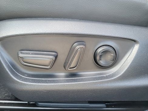 Used 2024 Toyota Camry SE FWD image 18